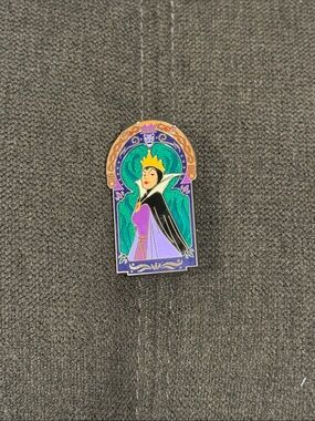 Disney Villains Mystery Pin Pack - Maleficent
